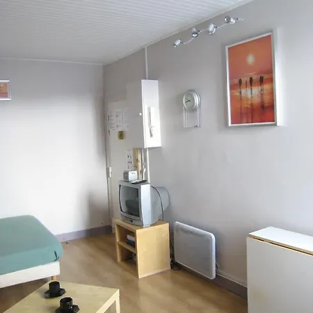 Cairo Apartment Paris